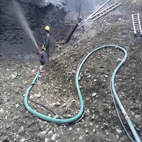 貴州六盤(pán)水PZ-6噴漿機(jī)現(xiàn)場(chǎng)案例